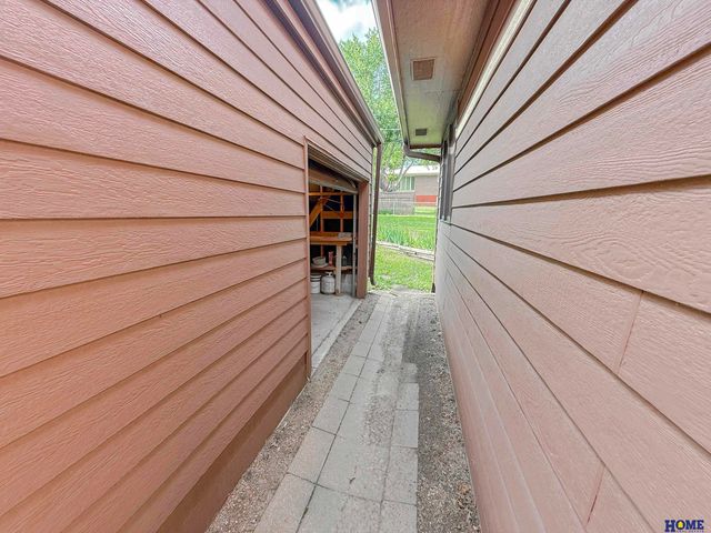 7920 Steinway Road, Lincoln, NE 68505