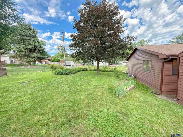 7920 Steinway Road, Lincoln, NE 68505