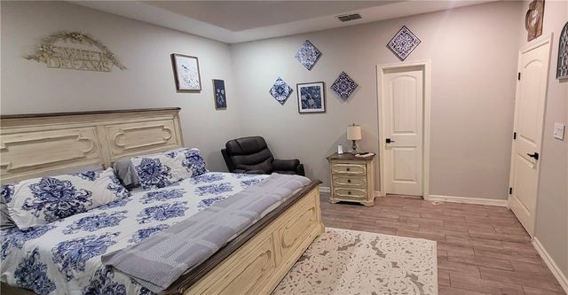 1421 Seabreeze, Alice, TX 78332