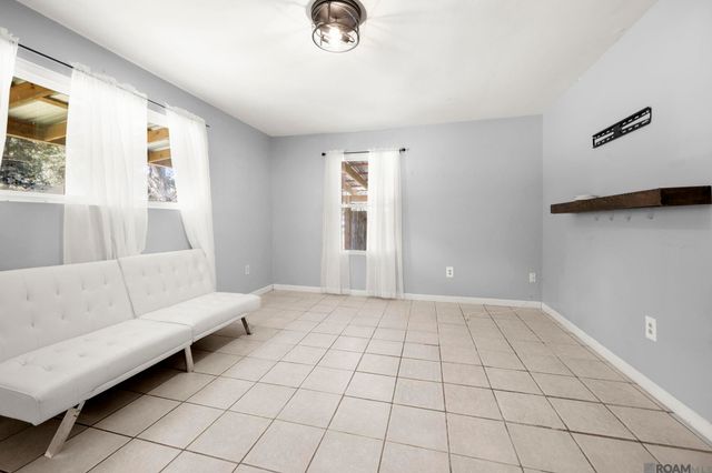 1204 Kline St, Denham Springs, LA 70726