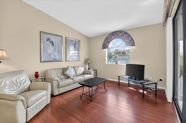 5394 Firenze Drive J, Boynton Beach, FL 33437