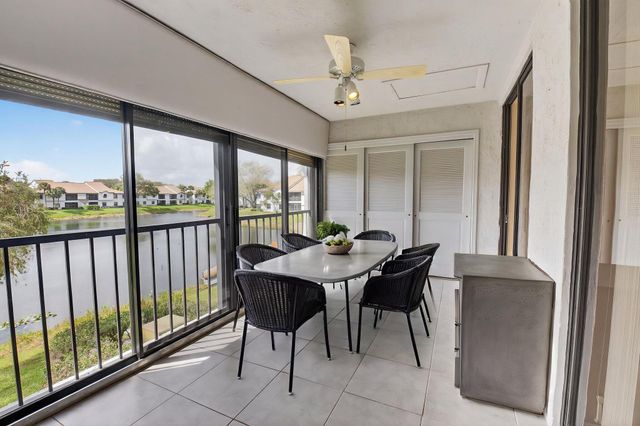 5394 Firenze Drive J, Boynton Beach, FL 33437