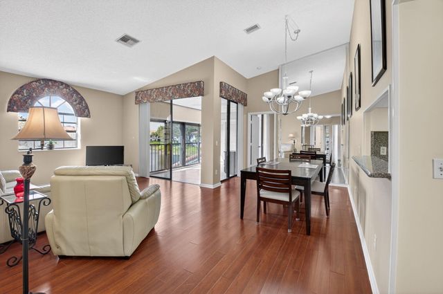 5394 Firenze Drive J, Boynton Beach, FL 33437