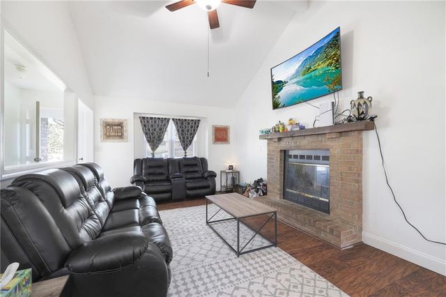 2407 Pearson Circle, Harrisonville, MO 64701