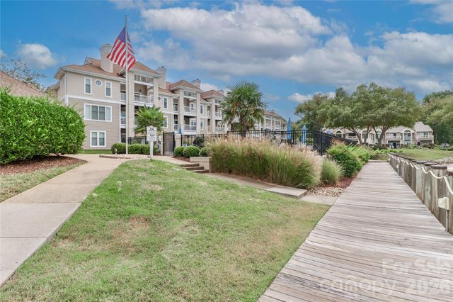 18563 Vineyard Point Lane, Cornelius, NC 28031