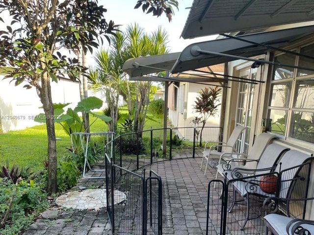 4401 NW 43rd Ave, Tamarac, FL 33319