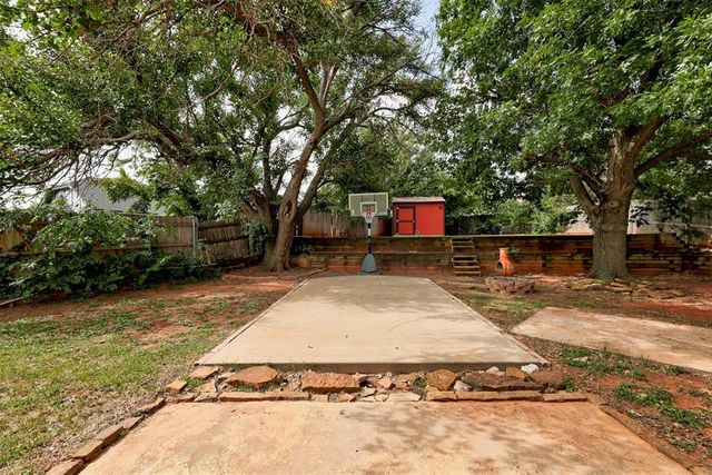 6712 Bayberry Drive, Oklahoma City, OK 73162