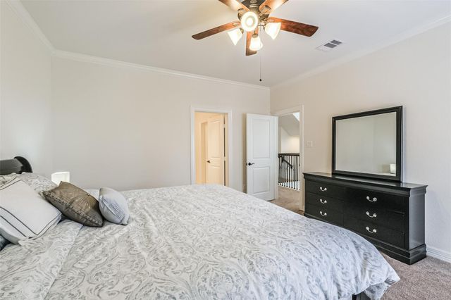 9 Laurelwood Drive, Pasadena, TX 77058