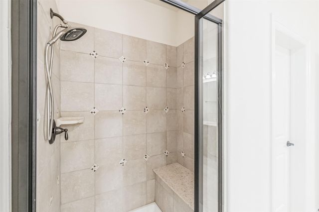 9 Laurelwood Drive, Pasadena, TX 77058