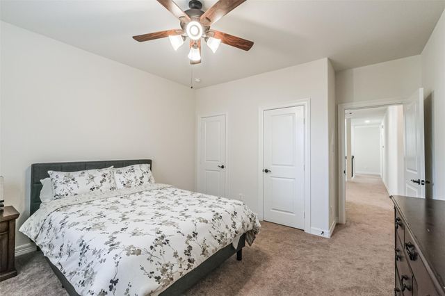 9 Laurelwood Drive, Pasadena, TX 77058