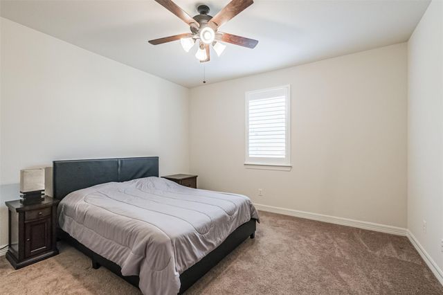 9 Laurelwood Drive, Pasadena, TX 77058