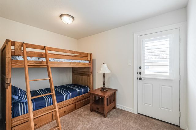 9 Laurelwood Drive, Pasadena, TX 77058