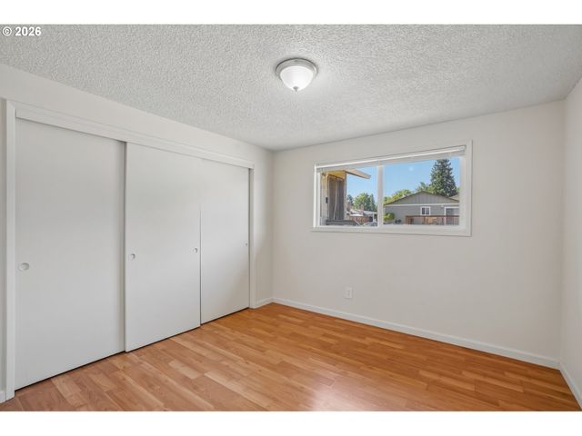 3305 Ne 15TH St, Gresham, OR 97030