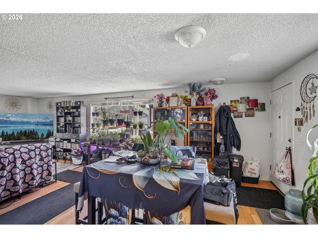 3305 Ne 15TH St, Gresham, OR 97030
