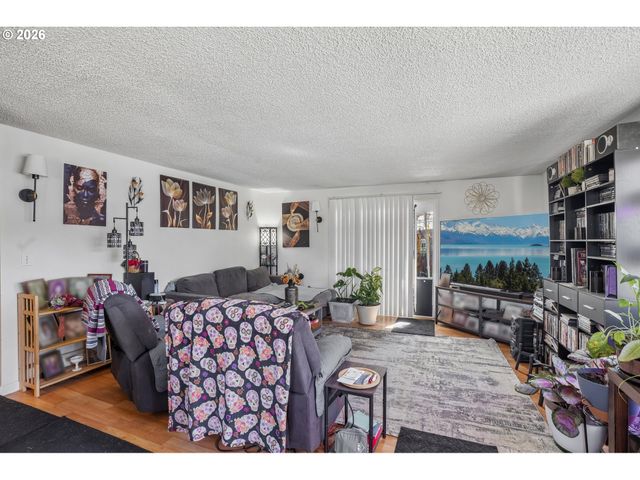 3305 Ne 15TH St, Gresham, OR 97030
