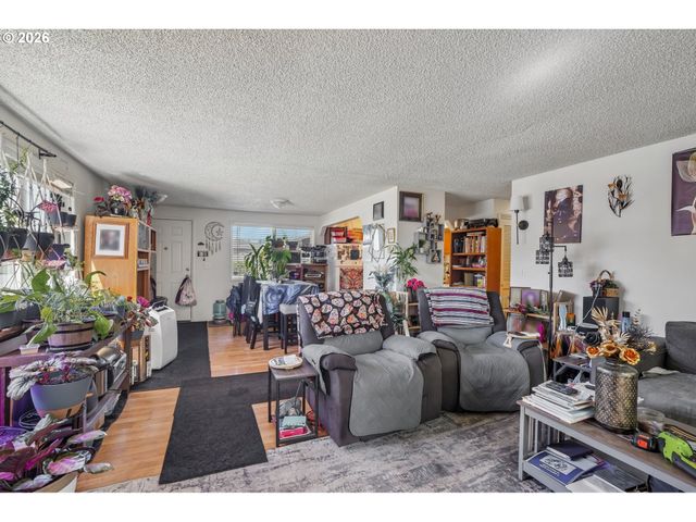 3305 Ne 15TH St, Gresham, OR 97030