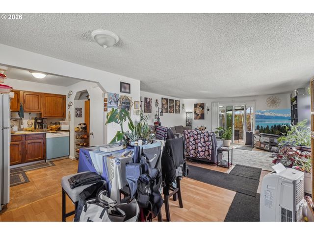 3305 Ne 15TH St, Gresham, OR 97030