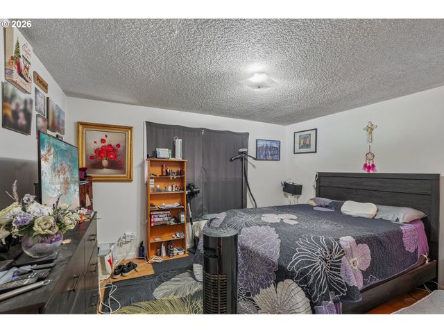 3305 Ne 15TH St, Gresham, OR 97030
