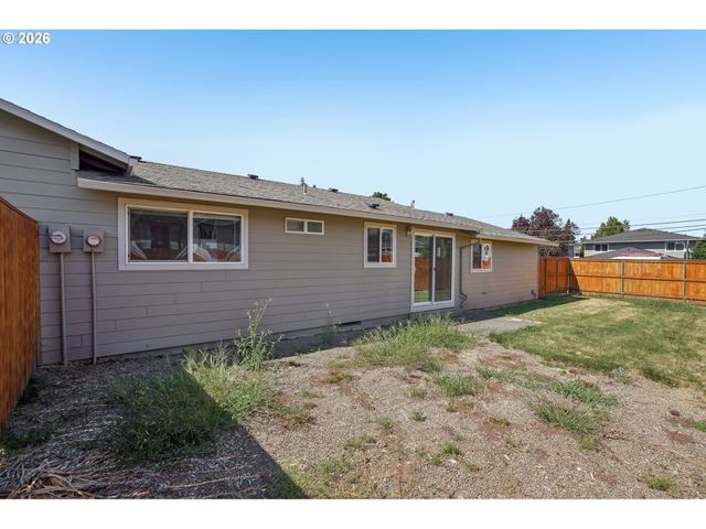 3305 Ne 15TH St, Gresham, OR 97030