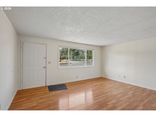 3305 Ne 15TH St, Gresham, OR 97030