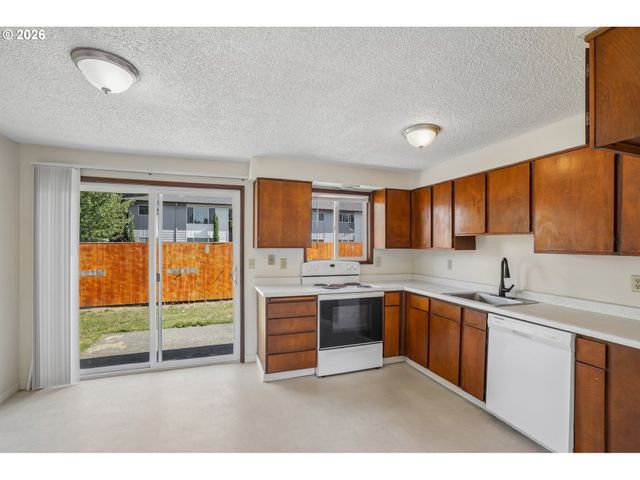 3305 Ne 15TH St, Gresham, OR 97030
