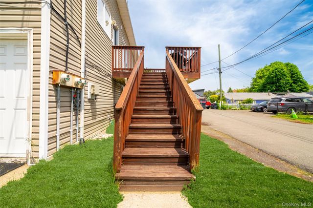 58 Samsondale Avenue A, West Haverstraw, NY 10993