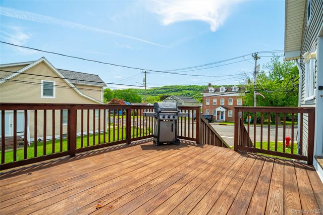 58 Samsondale Avenue A, West Haverstraw, NY 10993