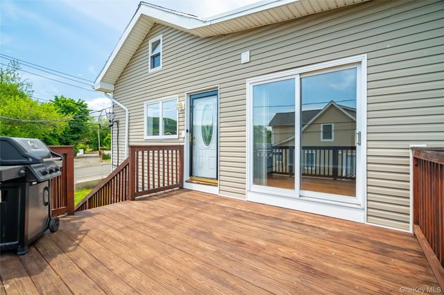 58 Samsondale Avenue A, West Haverstraw, NY 10993