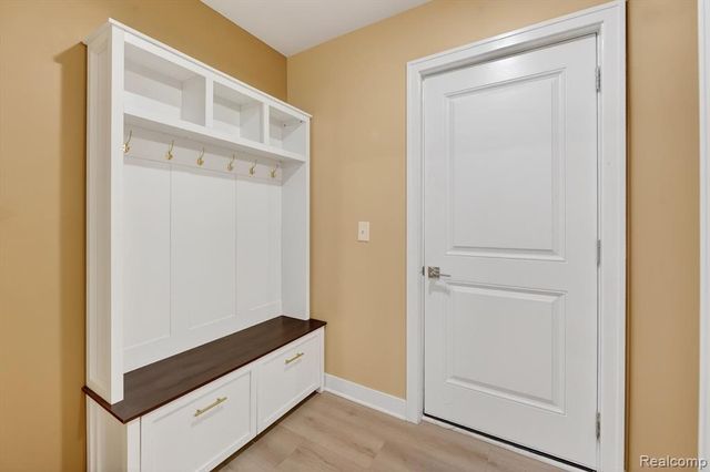 115 Parsons Lane, Saline, MI 48176