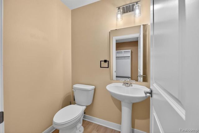 115 Parsons Lane, Saline, MI 48176