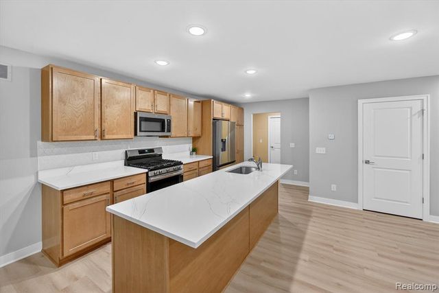 115 Parsons Lane, Saline, MI 48176