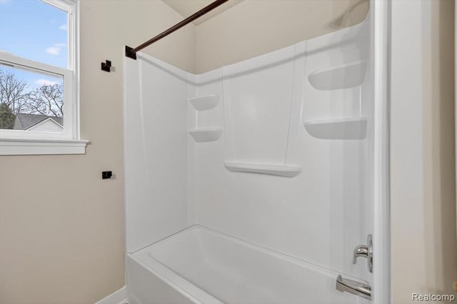 115 Parsons Lane, Saline, MI 48176