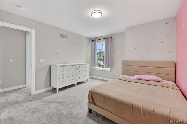 115 Parsons Lane, Saline, MI 48176