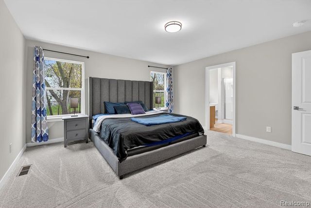 115 Parsons Lane, Saline, MI 48176