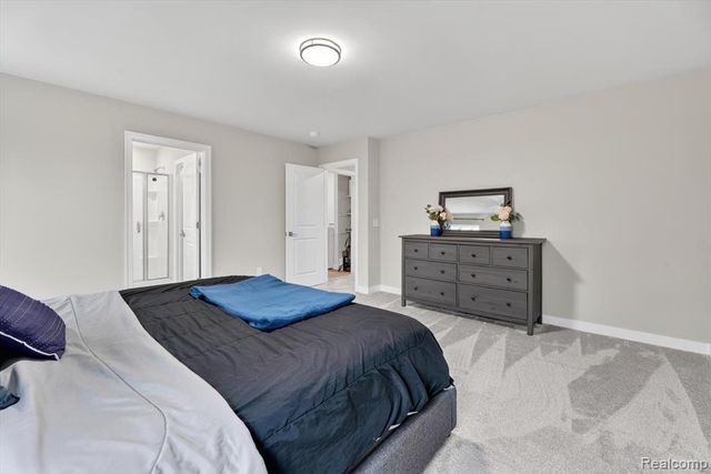 115 Parsons Lane, Saline, MI 48176