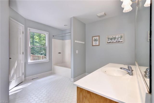 217 Riverview Plantation DR, Williamsburg, VA 23188