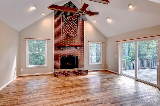 217 Riverview Plantation DR, Williamsburg, VA 23188