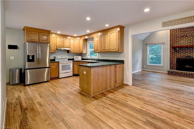 217 Riverview Plantation DR, Williamsburg, VA 23188