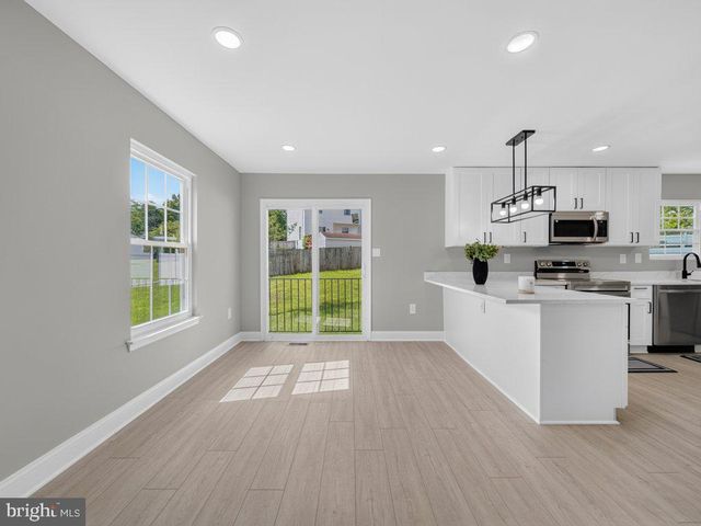 5300 BROADWATER ST, Temple Hills, MD 20748