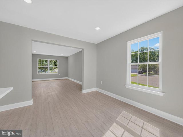 5300 BROADWATER ST, Temple Hills, MD 20748