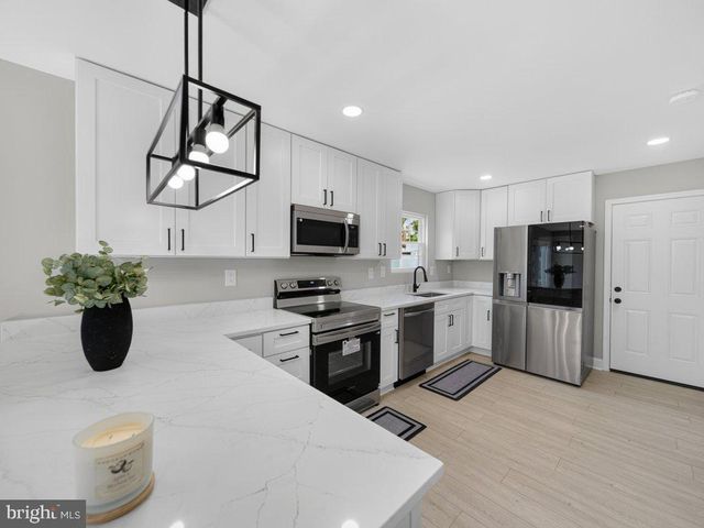 5300 BROADWATER ST, Temple Hills, MD 20748