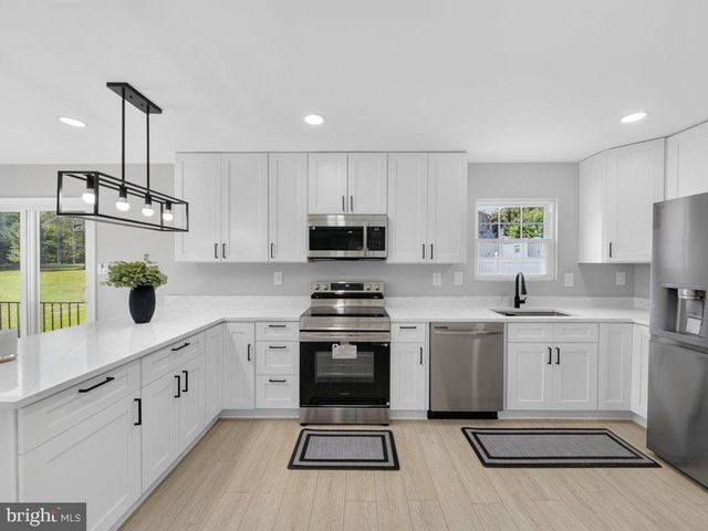 5300 BROADWATER ST, Temple Hills, MD 20748