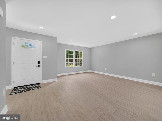 5300 BROADWATER ST, Temple Hills, MD 20748