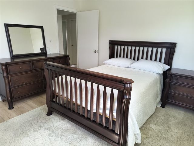 10 Reardon Drive, Middletown, RI 02842