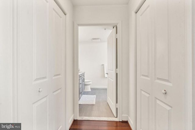 3650 S GLEBE RD #1050, Arlington, VA 22202