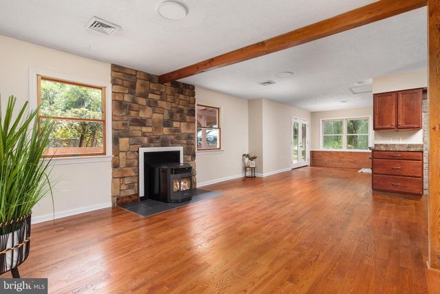 1116 MAURERTOWN MILL RD, Maurertown, VA 22644