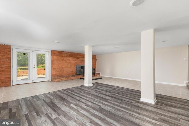 1116 MAURERTOWN MILL RD, Maurertown, VA 22644