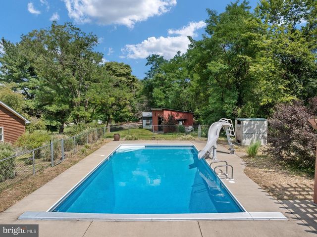 1116 MAURERTOWN MILL RD, Maurertown, VA 22644
