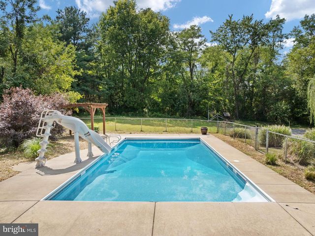 1116 MAURERTOWN MILL RD, Maurertown, VA 22644