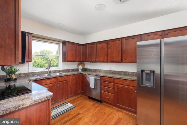 1116 MAURERTOWN MILL RD, Maurertown, VA 22644